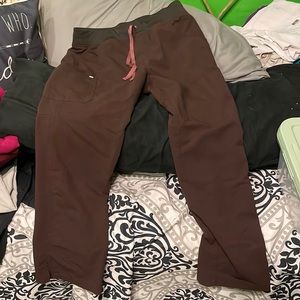 Brown Figs Kade cargo scrub pants